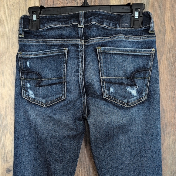 American Eagle Outfitters Women's Super Stretch Jegging Jeans 2             F113 - Picture 1 of 9